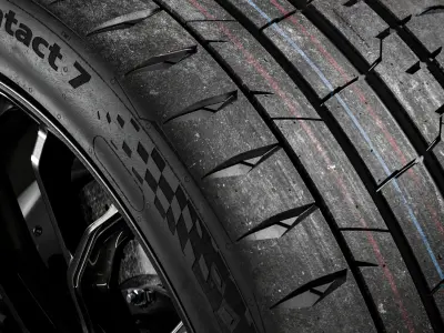 Continental Sport Contact 7 265 30 ZR22 97Y 3D model