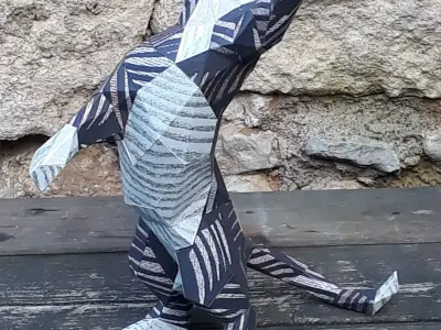 Cat catcher lowpoly paper Free low-poly 3D model