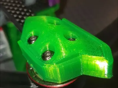 Iflight DC5 Titan Landing feet and cover 3D model