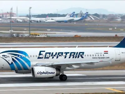 Eghypt Air Plane Boing 777 3D model