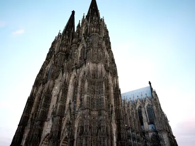 Cologne Cathedral - with interior 3D model
