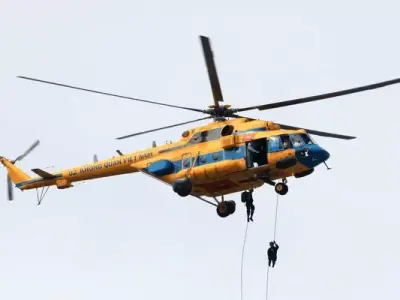 Vietnam Mil Mi-171 Helicopter 3D Model Low-poly 3D model