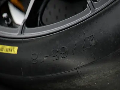 Michelin Porsche Cup N2 27 65 18 3D model