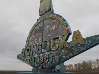 Donetsk stele in Ukraine Low-poly 3D model