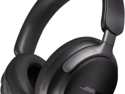 Bose Quietcomfort Ultra Headphones Low-poly 3D model