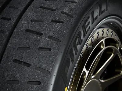 Pirelli RA Soft 235 40 R18 3D model