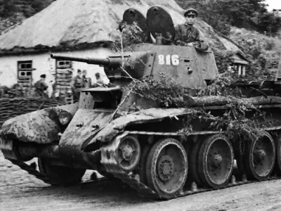 BT-7 - WW2 Soviet Light Tank Low-poly 3D model