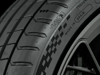 Michelin Pilot Sport 5 225 40 ZR18 92Y 3D model