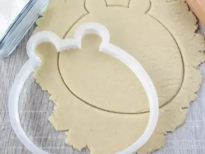Angry Birds 4 cookie cutter for professional Free 3D print model