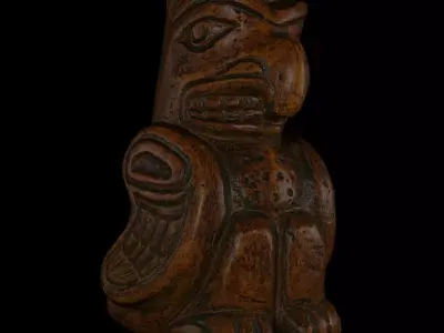 Thunderbird Totem Carving Pacific Northwest Style Free 3D model