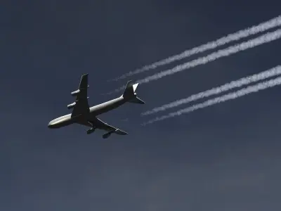 Animated Jet Contrails 3D model