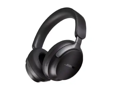 Bose Quietcomfort Ultra Headphones Low-poly 3D model
