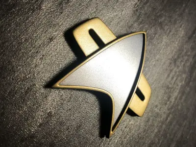 Star Trek Generations  Voyager First Contact Badge 3d print 3D print model