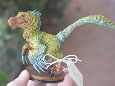 Chibi feathered velociraptor STL for printing 3D model