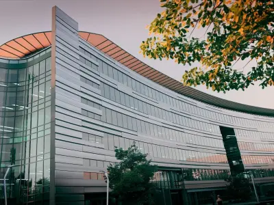 Glass Office Building - Day and Night 3D model