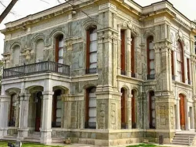 Historical mansion 3D Printable model 3D print model