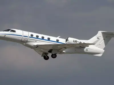 Embraer Phenom 300 3D model