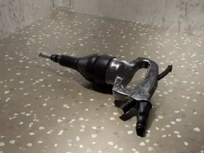 Pneumatic Aircraft Rivet Hammer 3D model