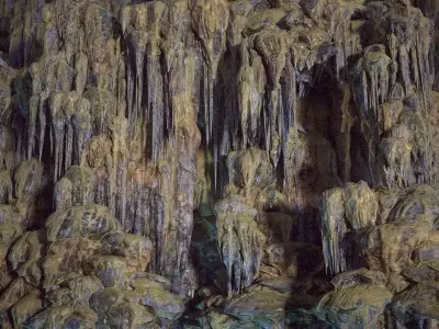 27 Low poly Cave Stalactites 250208 Free 3D model