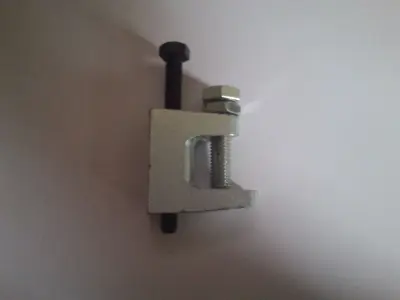 Squeezer metal clamp Free 3D model