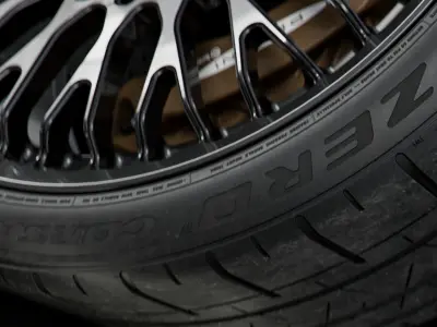 Pirelli Corsa PZC4 325 30 R22 108Y 3D model