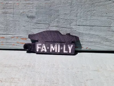 Family Keychain Free 3D model