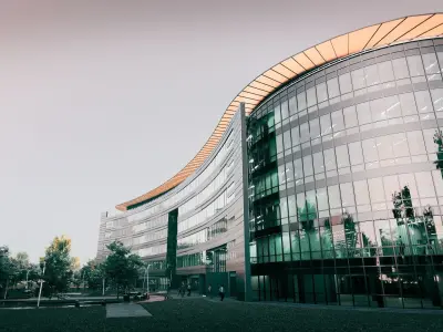 Glass Office Building - Day and Night 3D model