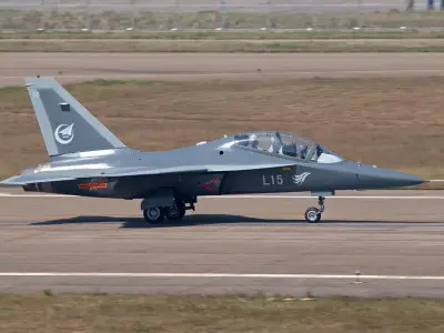 Hongdu JL-10 3D model