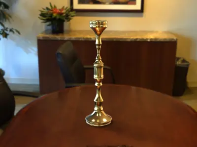 Candlestick office table with silver vase on top Free 3D model