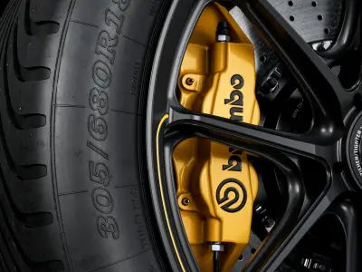 Dunlop LeMans24 305 680 R18 3D model