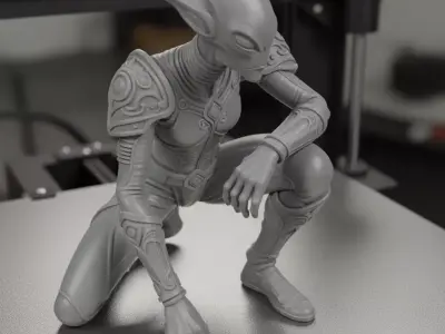 Alien Warrior Figure in a Crouching Pose 3D Print Model 3D print model