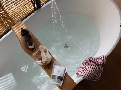 Decorative set bathtub with wooden tray and soap Free 3D model