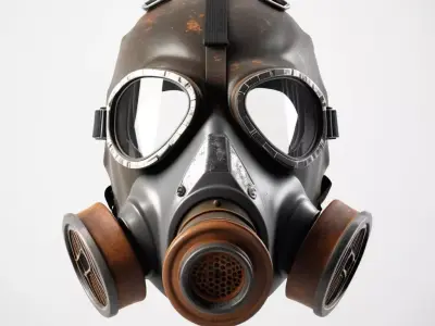 Vintage Rusted Gas Mask 3D model