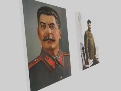 Stalin Paintings Low-poly 3D model