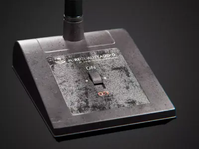 Classic Desktop gooseneck Microphone Low-poly 3D model