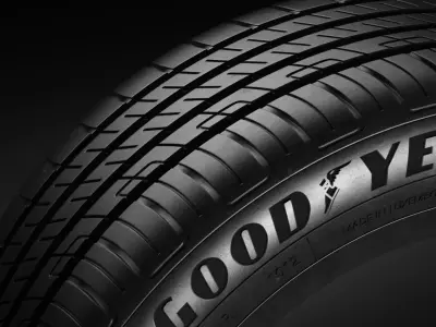Tire R16 - Goodyear Efficient Grip Performance 3D model