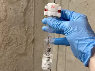 Sci Fi Lab Vial Crash Makerspace NaK Stabilization 3D print model