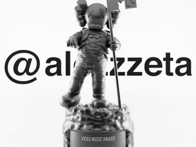 Kaws MTV Moonman Video Music Awards Trophy for Print 3D print model