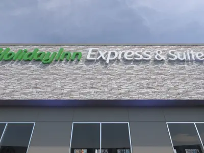 Commercial Building-014 Holiday Inn Hotel 3D model