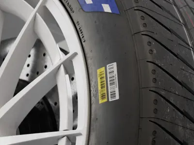 Michelin Pilot Sport EV 27 68 18 Clean 3D model
