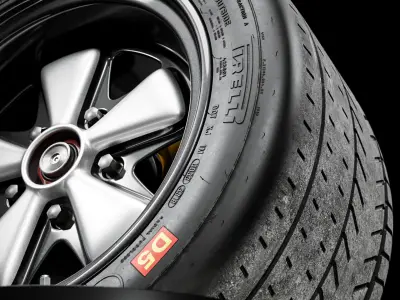 Pirelli P7 Corsa classic 305 35 R15 3D model