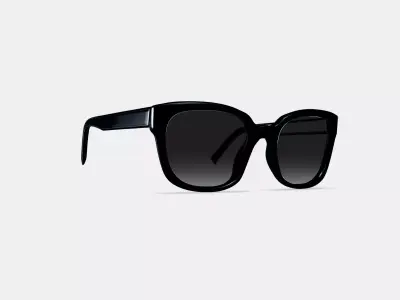 Aubrey Low Bridge Fit Sunglasses in Jet Black Low-poly 3D model