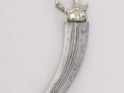 Regal Blades- A Curated Dagger Collection Low-poly 3D model