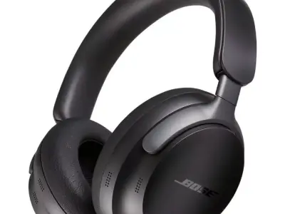 Bose Quietcomfort Ultra Headphones Low-poly 3D model