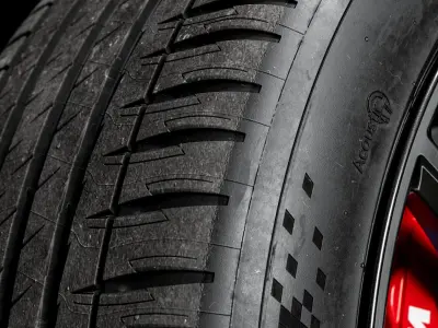 Michelin Pilot Sport EV 285 40 R20 3D model