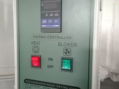 Melt-blown fabric extrusion molding machine 3D model