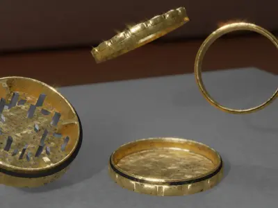 Golden Grinder 3D - Realistic 4-Piece with Emerald Inlay 3D model