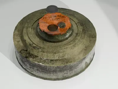 High-Detail TM-62M Anti-Tank Mine 3D Model Low-poly 3D model